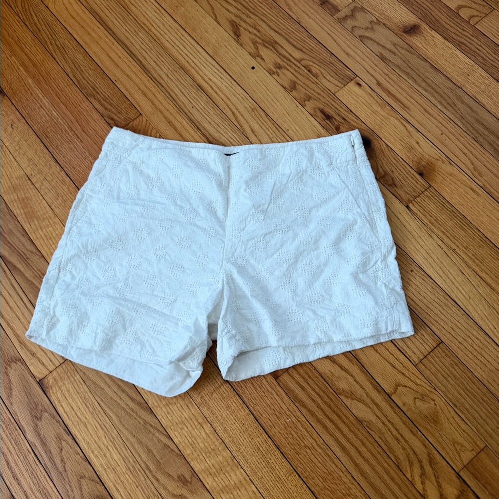 Banana Republic Eyelet 100% Cotton coastal High Rise Shorts White Bermudas Sz 14